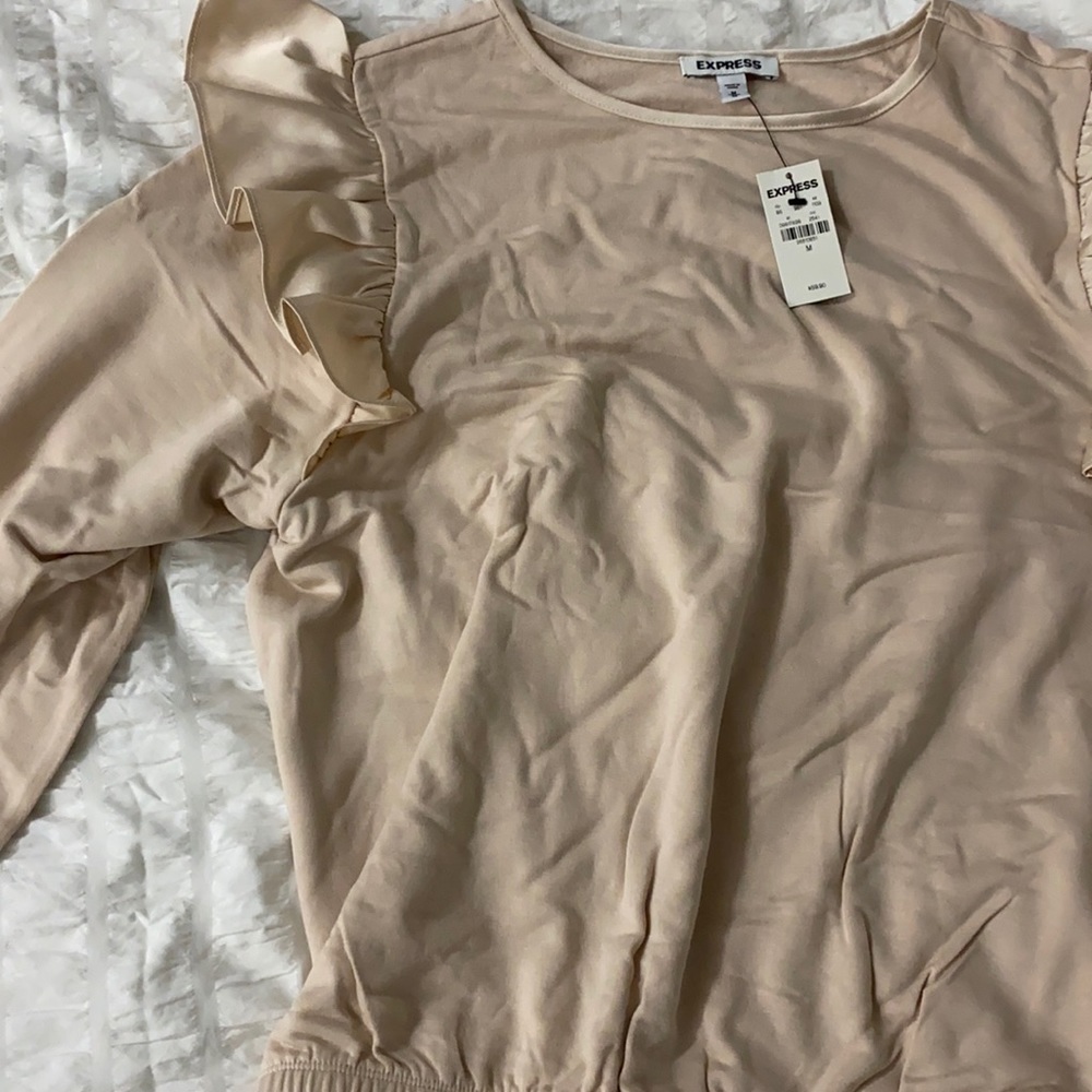 Women’s long sleeve top